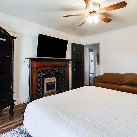 Lafayette At Your Doorstep, Private Rm Екстериор снимка